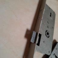 2 عدد قفل سرویسی