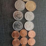 تعدادی سکه های خارجی