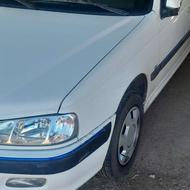 راننده با خودرو