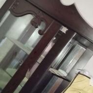 بوفه در ریلی نو بدون خط و خش