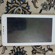 دوعددگوشی اوراقی به فروش می‌رسد