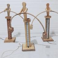 آدمک تعادلی چوبی