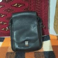 کیف چرم بوفالو اصل است