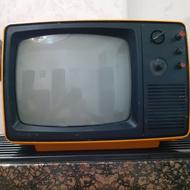 تلویزیون توشیبا قدیمی عتیقه نوستالوژی خوشرنگ و شیک و زیبا