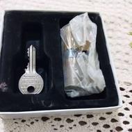 مغزی قفل در نو