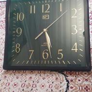 ساعت جهت استفاده در دکوراسیون خانه