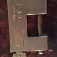 قفل کتابی اصل