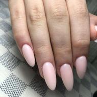 خدمات کاشت ناخن