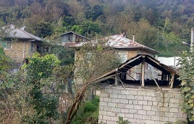 زمین‭‭170‬‬مترمربع سنددار مسکونی کوهپایه‌ای جنگلی املش گیلان