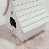 لانه چوبی پرنده