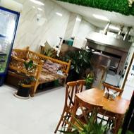 به یکنفر کارگر آقا در کباب بناب