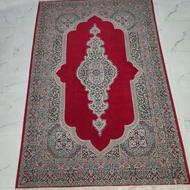 فرش زیبا به رنگ قرمز