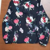 هر کدوم از لباسا 