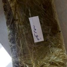 فروش سبزیجات و غذاهای نیمه آماده و پاک کردن سبزی خوردن