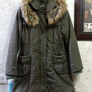 سه تا پالتو کلاه دار یقه خز ویدونه بافت گرم