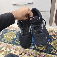 کفش بروکس آمریکایی