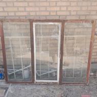 پنجره اهنی وکم