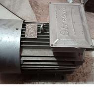 دینام اکستریم 2.2 کیلو وات 1400 دور تکفاز