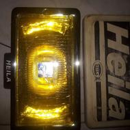 چراغ مه شکن خودرو