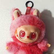 عروسک لبوبو