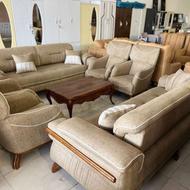 فروشنده خانم مسلط به کامپیوتر نیازمندیم