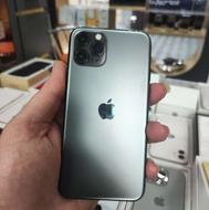 11 پرو تعداد 3 عدد موجود دستگاه عالی