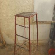 چارپایه فلزی