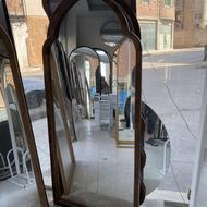 آیینه قدی قاب چوبی