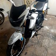 آپاچی 180 نیوفیس سفید