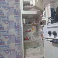یخچال وریزر سالم کارکرده ولی در حد نو خیلی تمیز