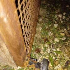 فنس ابعاد ارتفاع115 عرصه 210طول460 کلافه با نبشی 5وزن سنگین