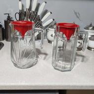 دوعدد پارچ شیشه ای