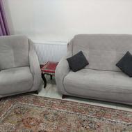 مبل 4 نفره کاملا سالم و تمیز