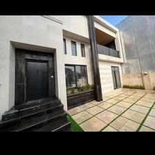 فروش فوری ویلا مدرن مهندسی ساخت با امکانات رفاهیی