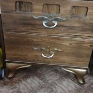 سلام تخت دونفره با تشک با میز آرایش دوتا پاتختی با یک صندلی