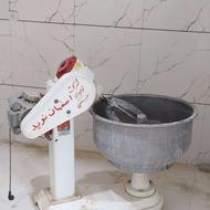 دستگاه خمیر گیر .خمیرزن شصت کیلویی جنس عالی کاسه استیل