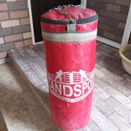 کیسه بوکس ورزشی در حد نو