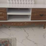 میز تلویزیون در حد نو