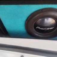 چراغ خطر پارس، جلو پنجره اسپرت پارس، و ساب پایونر