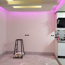 نصاب کاغذ دیواری