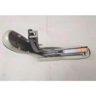 تعدادی لوازم التحریر و کتاب با قیمت مناسب به فروش میرسد