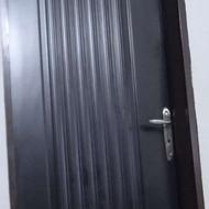 چهار عدد درچوبی