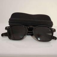 عینک آفتابی uni six