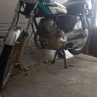 موتورسیکلت200