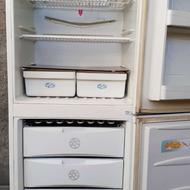 یخچال فریزر فروزان