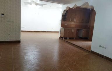 واحد 135 متری سه خواب ،فول امکانات. آشپزخانه دارای مطبخ مجزا