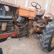 تراکتور رومانی سالم