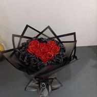 دسته گل رُز جاویدان