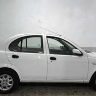 ساینا رنگ سفید