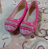 کفشهای بچه گانه